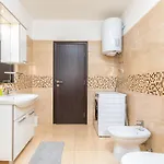 Four-bedroom In * Valbandon