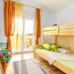 Nyaraló Four-bedroom In