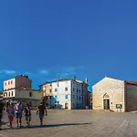 Four-bedroom In Nyaraló