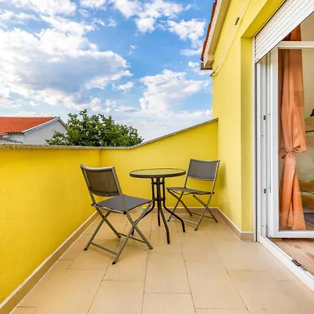 Four-bedroom In Nyaraló
